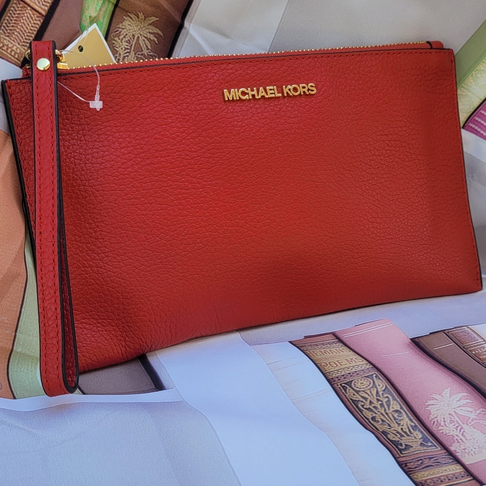 Michael Kors Leather Cluth Wristlet
